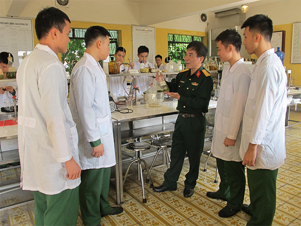 Đồng bộ các giải pháp nâng cao chất lượng đào tạo sĩ quan hậu cần